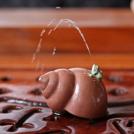 Snail Frog Water Spray Purple Clay Tea Pet